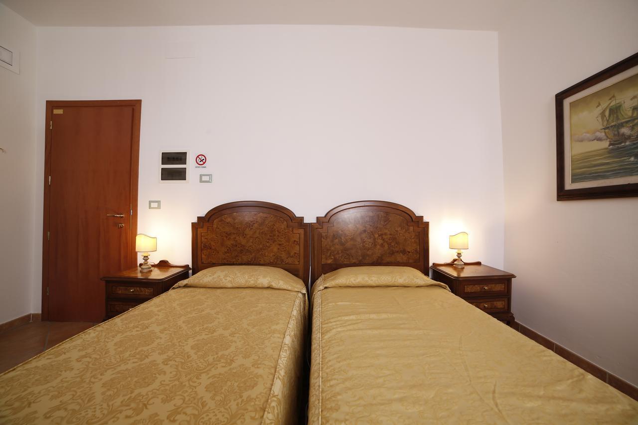 Hotel Luna San Felice sul Panaro Exterior photo